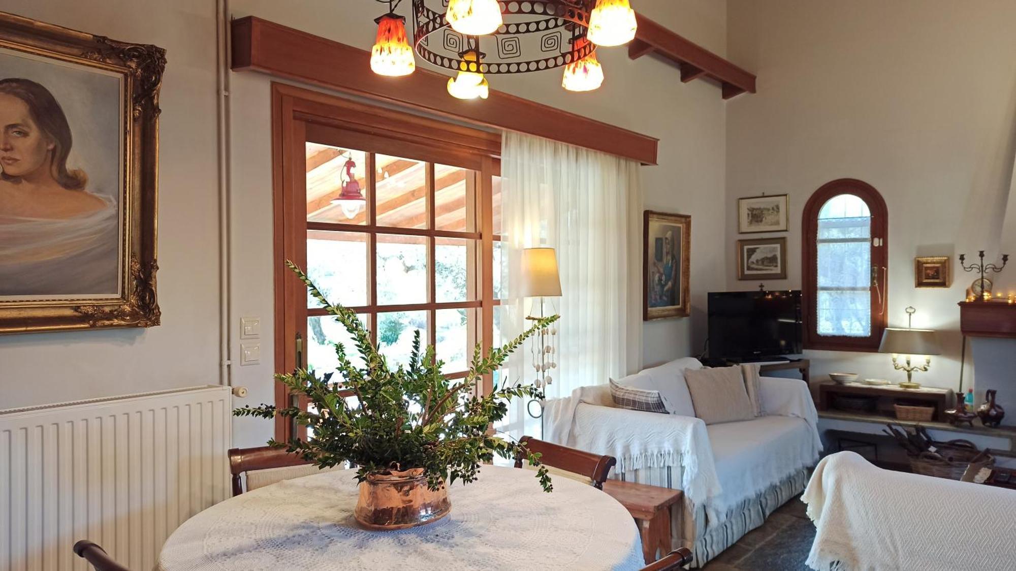 By The Sea For Travelers And Dreamers! Villa Nafpaktos