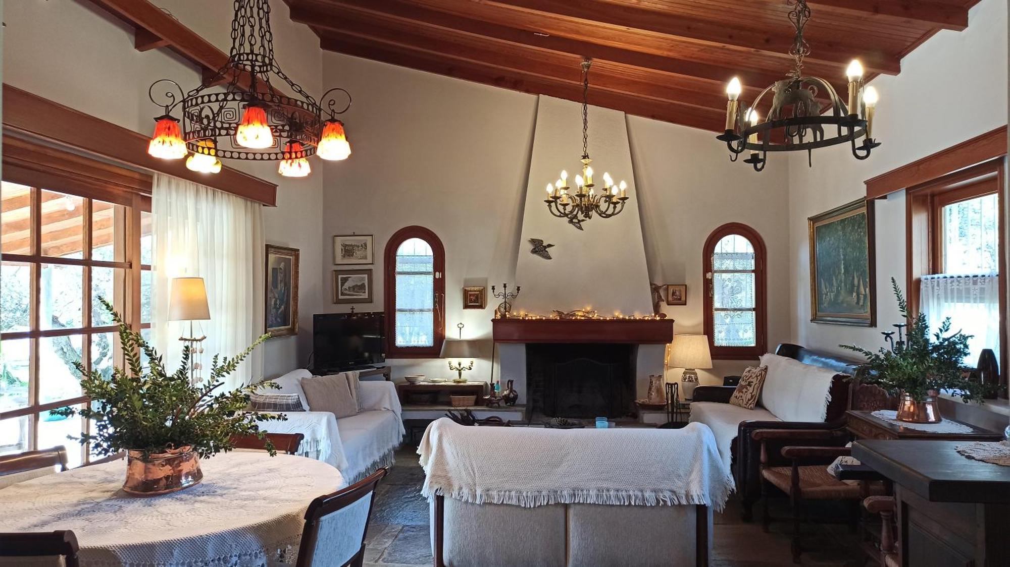 Villa By The Sea For Travelers And Dreamers! Nafpaktos
